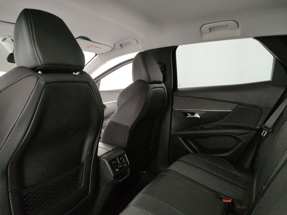 Peugeot 3008 usata a Caserta (17)