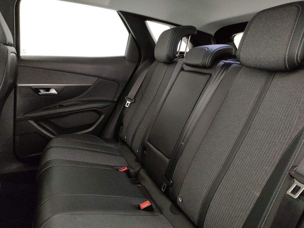 Peugeot 3008 usata a Caserta (18)
