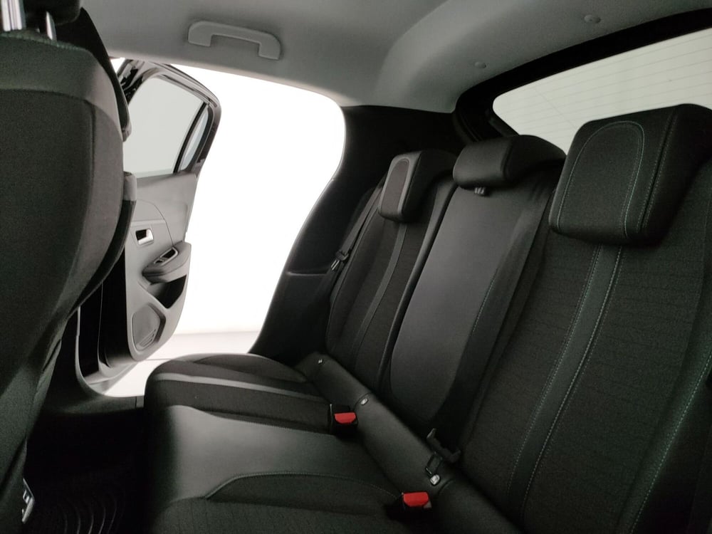 Peugeot 208 usata a Caserta (11)