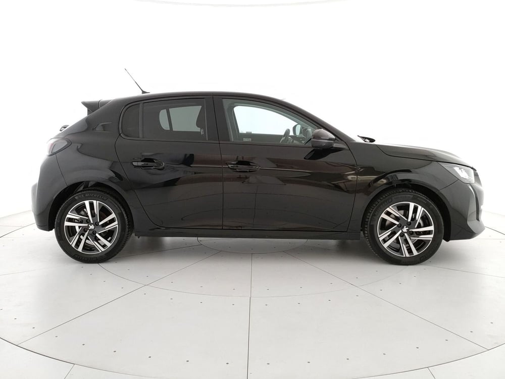 Peugeot 208 usata a Caserta (4)