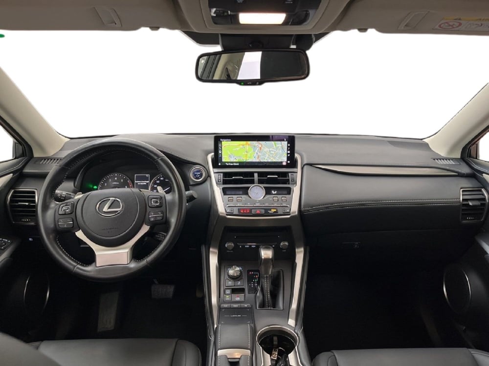 Lexus NX usata a Torino (12)