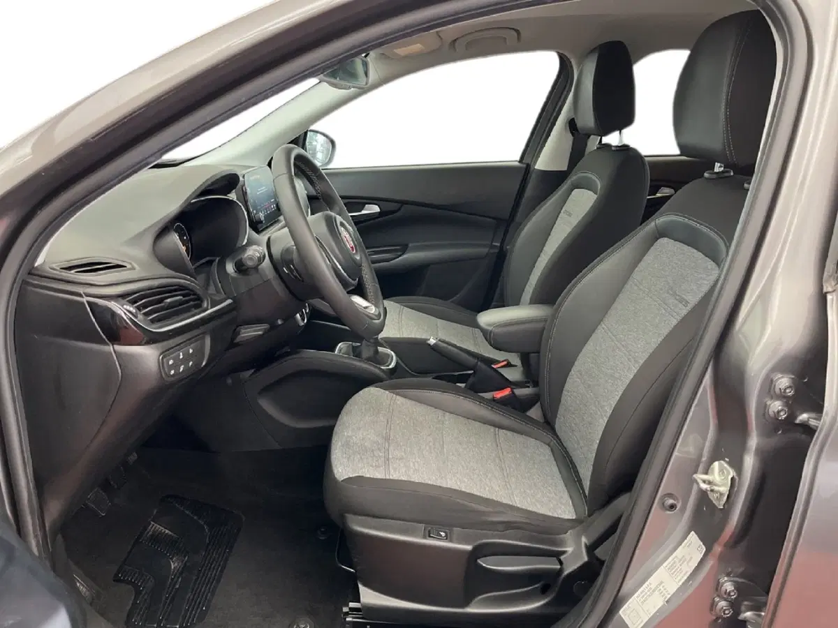 Fiat Tipo usata a Torino (10)