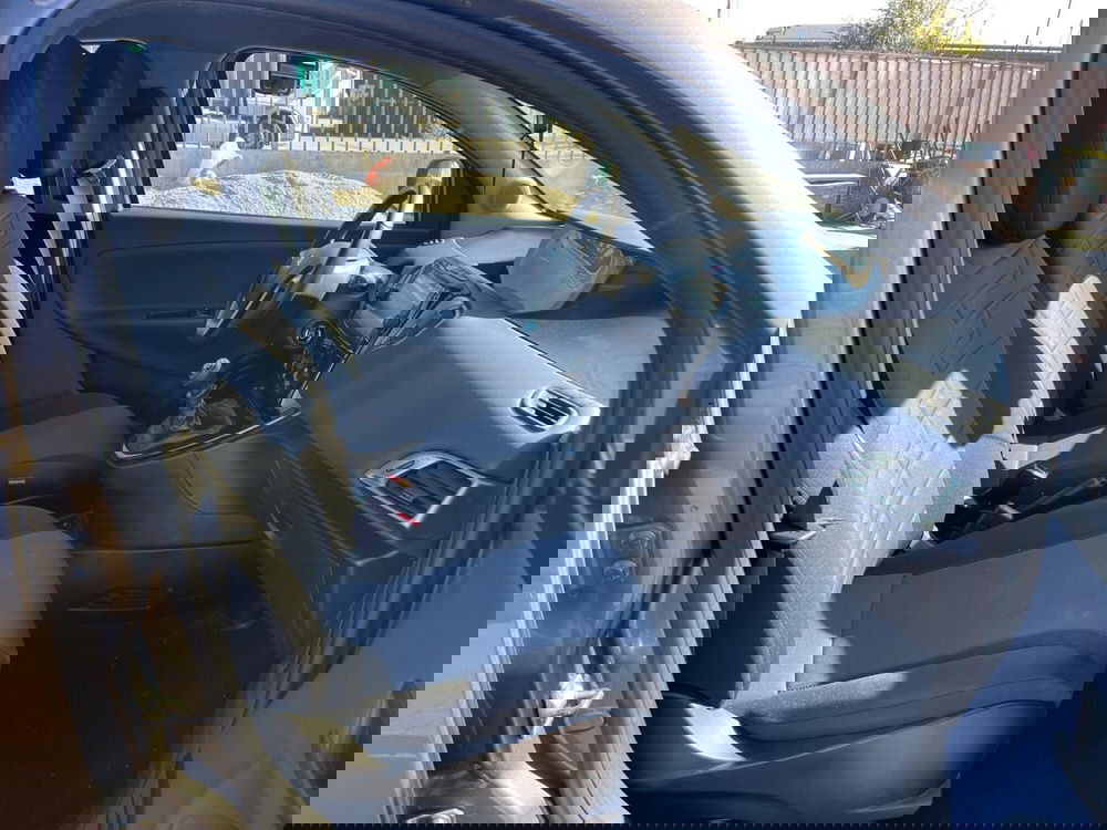 Lancia Ypsilon usata a Milano (12)