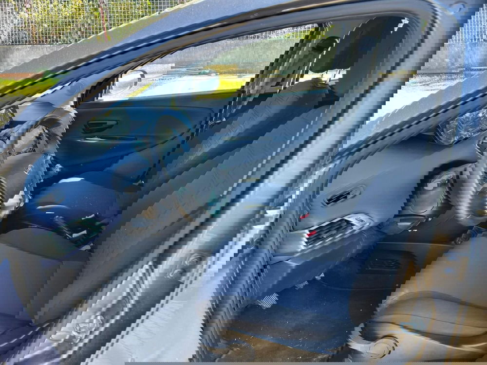 Lancia Ypsilon usata a Milano (11)