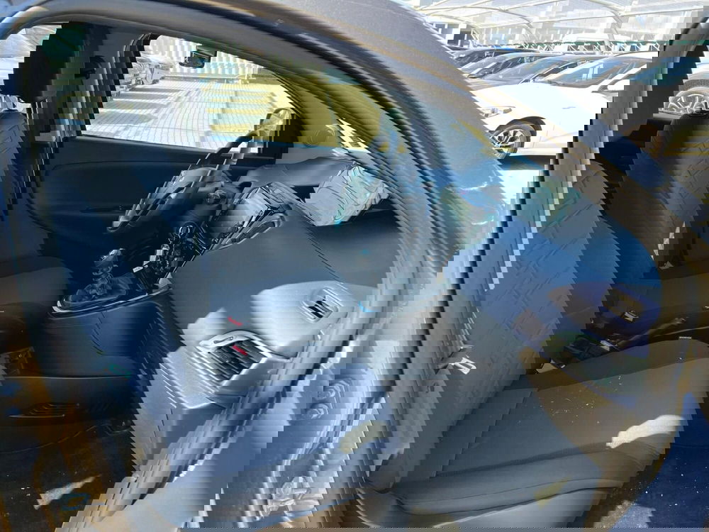 Lancia Ypsilon usata a Milano (12)