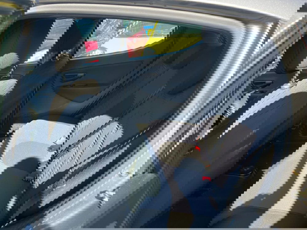 Lancia Ypsilon usata a Milano (13)