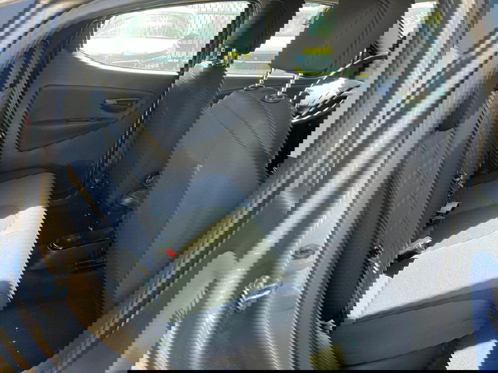 Lancia Ypsilon usata a Milano (14)