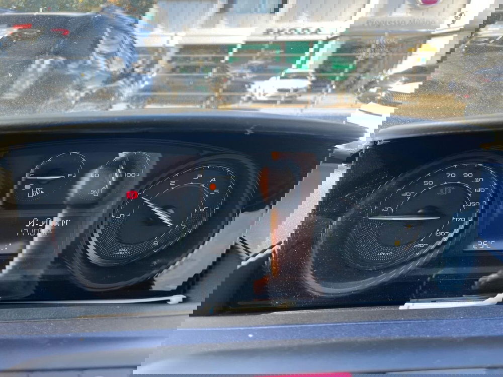 Lancia Ypsilon usata a Milano (18)
