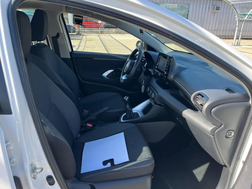 Toyota Yaris usata a Milano (12)