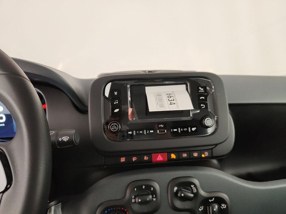 Fiat Panda Cross nuova a Caserta (19)