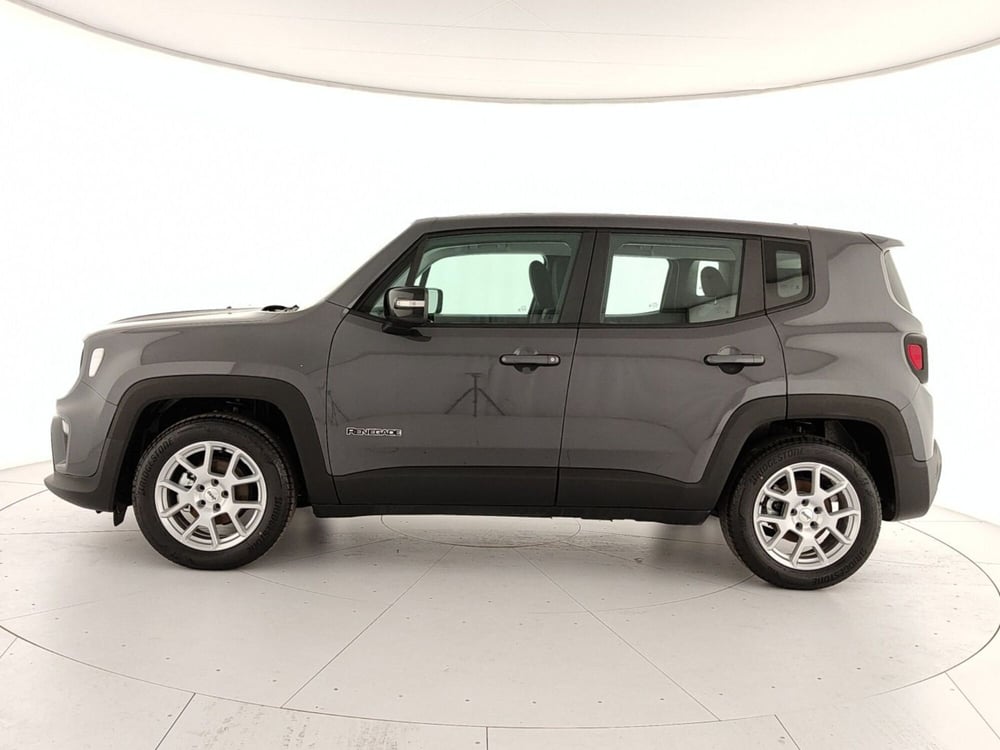 Jeep Renegade nuova a Caserta (8)