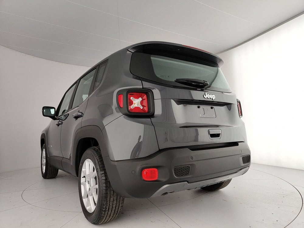 Jeep Renegade nuova a Caserta (9)
