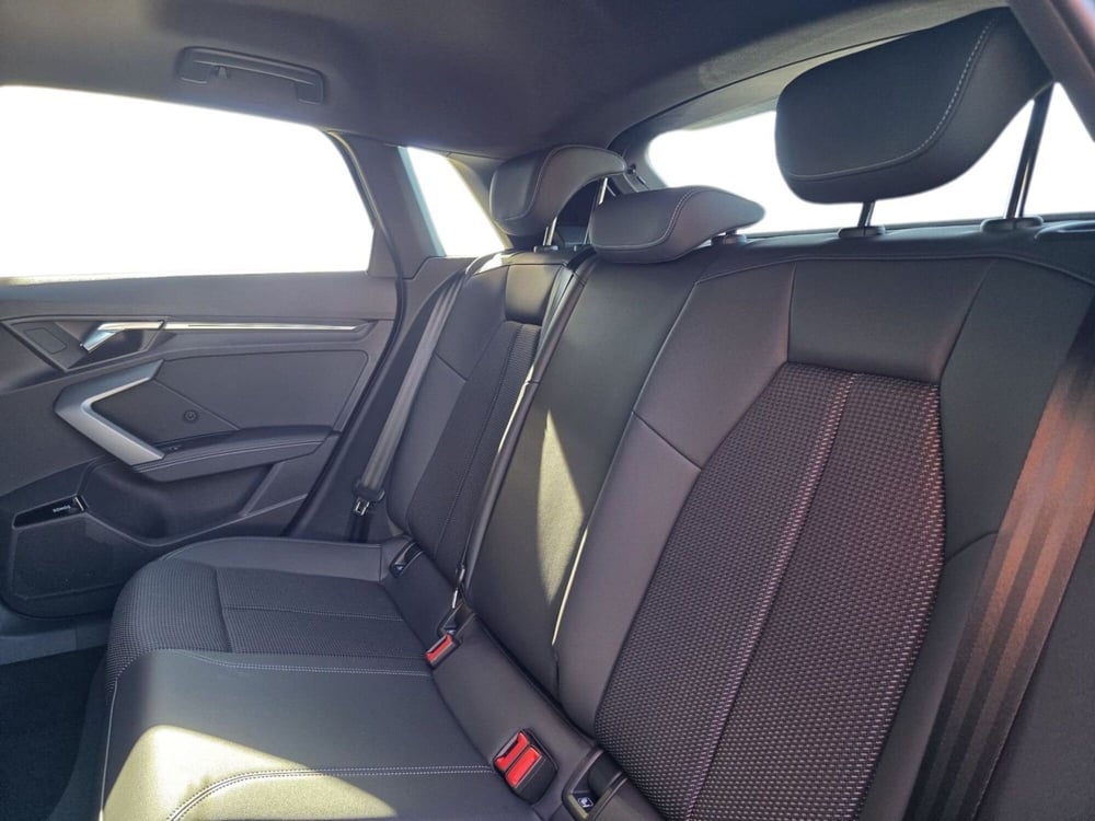 Audi A3 Sportback nuova a Pistoia (11)