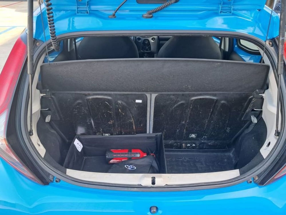 Toyota Aygo usata a Cagliari (8)