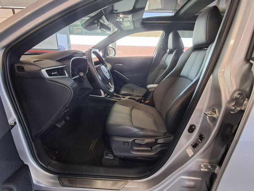 Toyota Corolla Cross Hybrid usata a Cagliari (12)