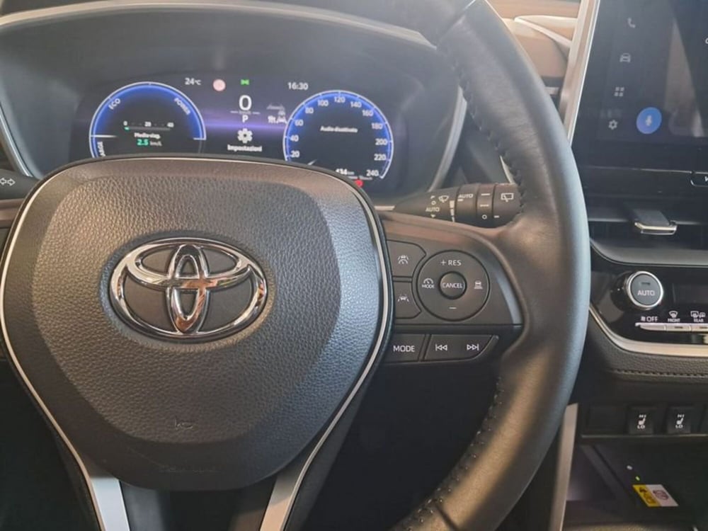 Toyota Corolla Cross Hybrid usata a Cagliari (17)
