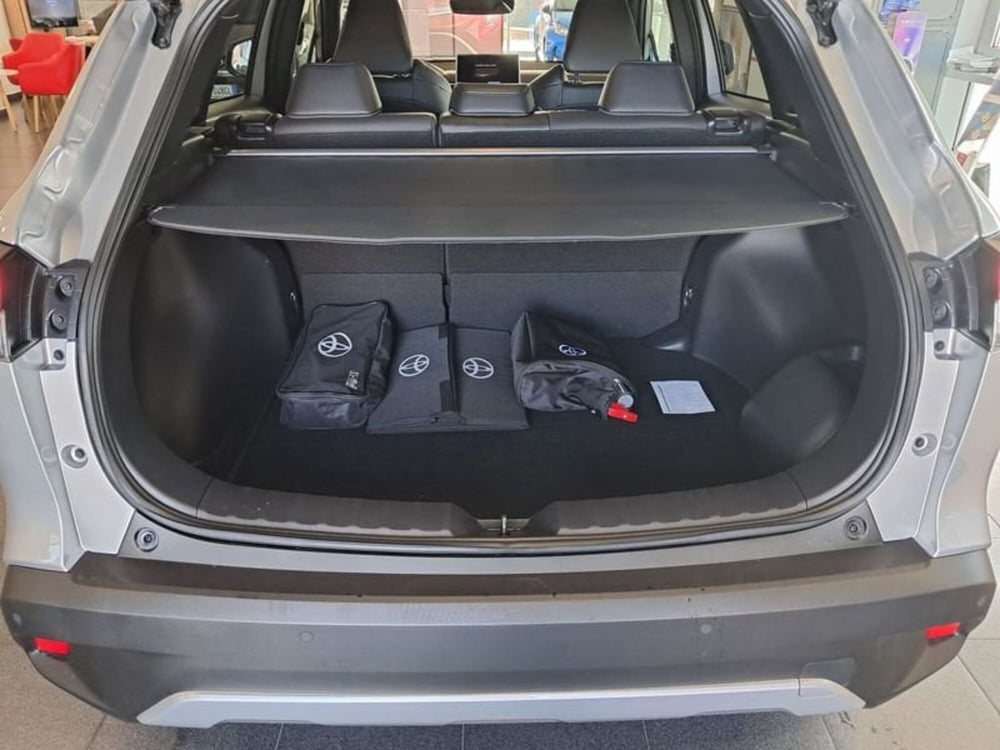 Toyota Corolla Cross Hybrid usata a Cagliari (9)