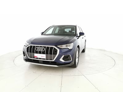 Audi Q3 35 2.0 tdi Business Advanced s-tronic del 2024 usata a San Salvo