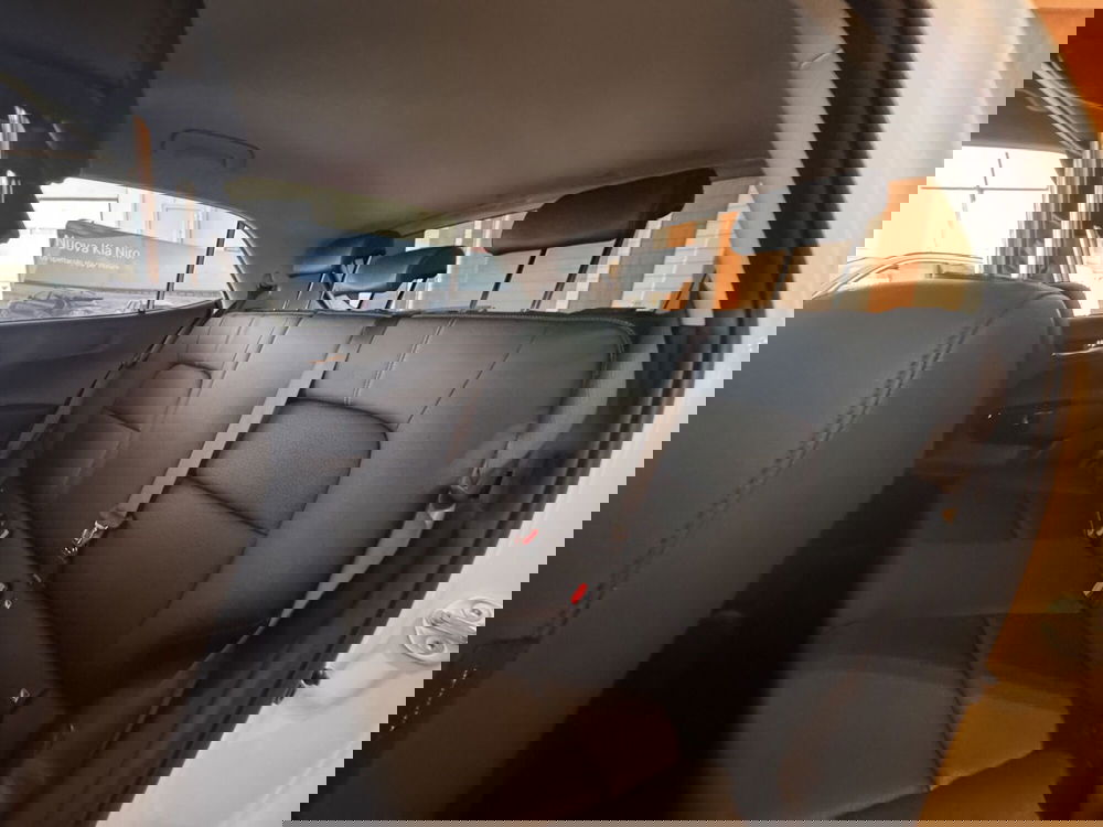 Kia Picanto nuova a La Spezia (11)