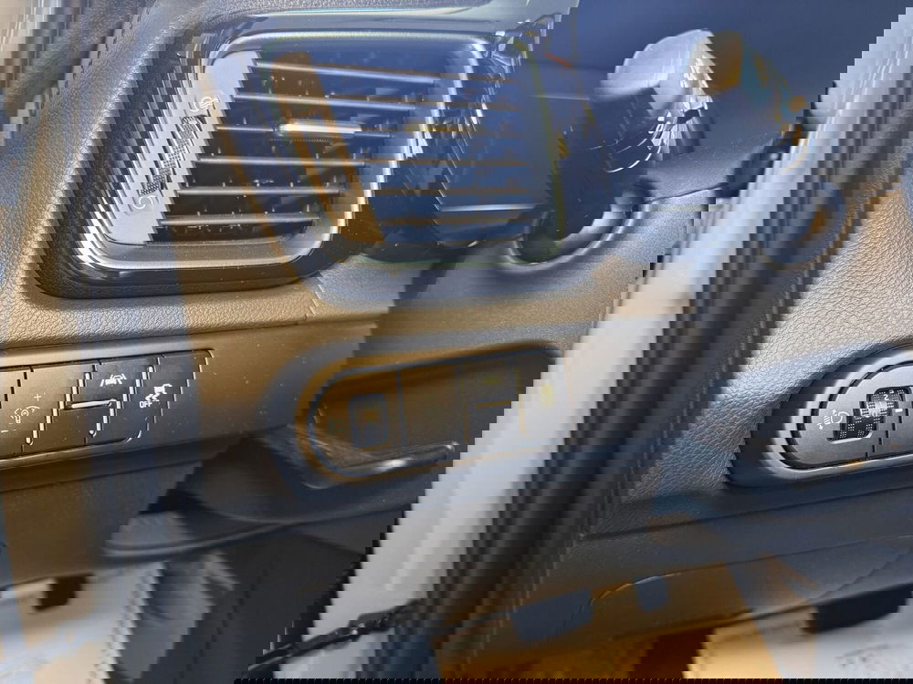 Kia XCeed nuova a La Spezia (12)