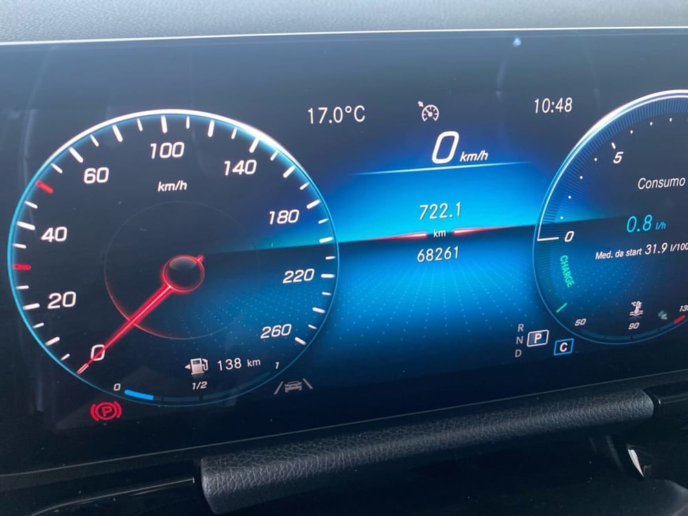 Mercedes-Benz GLA SUV usata a Bergamo (13)