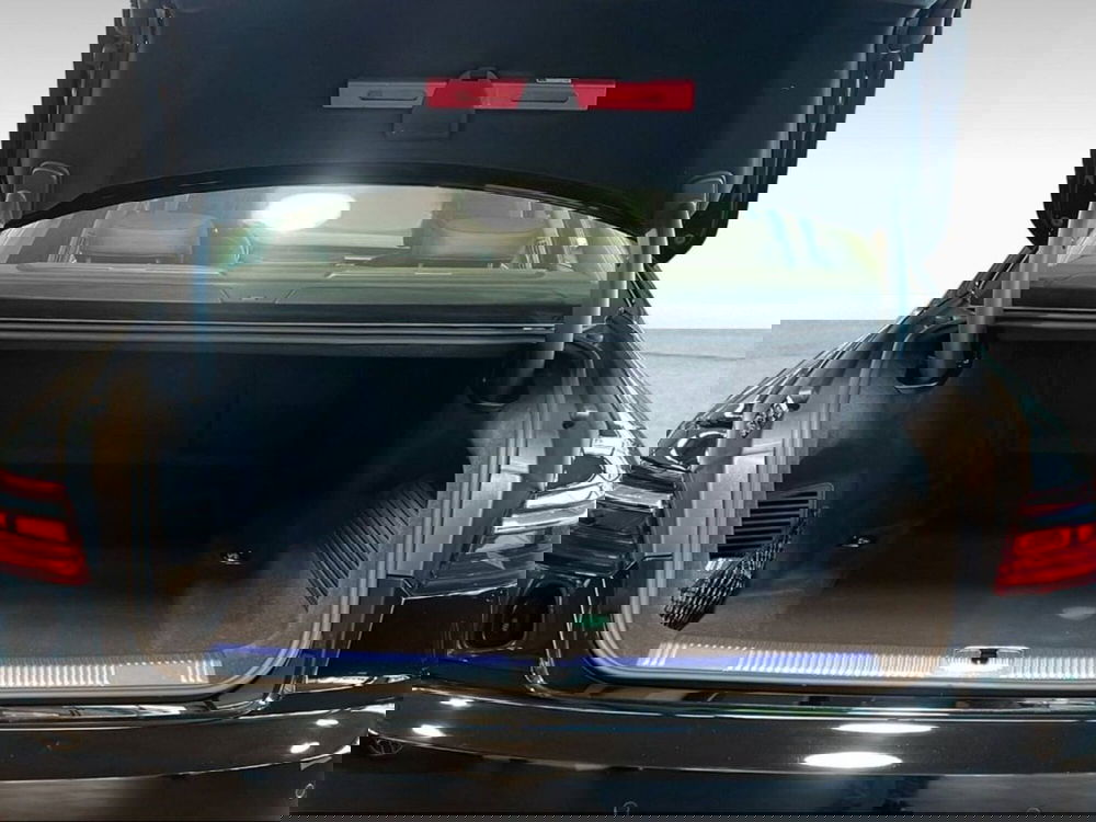 Audi A8 nuova a Livorno (5)