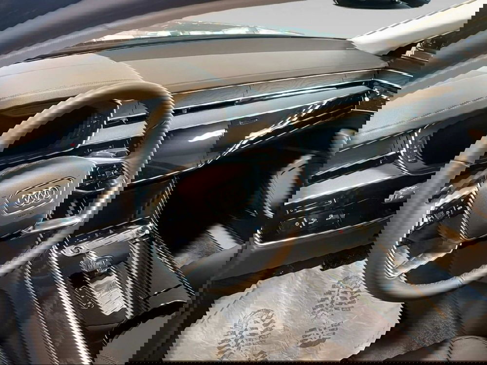 Audi A8 nuova a Livorno (7)