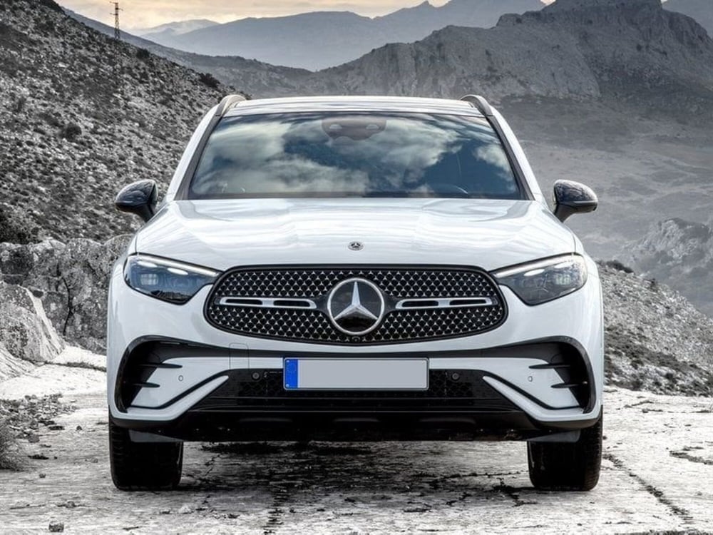 Mercedes-Benz GLC SUV nuova a Firenze (2)