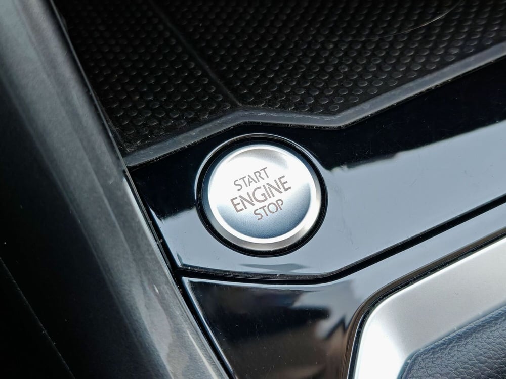 Volkswagen T-Roc usata a Palermo (15)