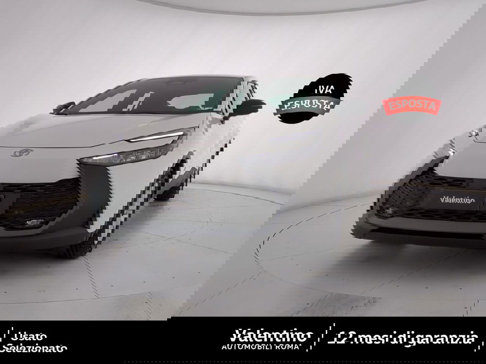 Toyota Toyota C-HR nuova a Roma