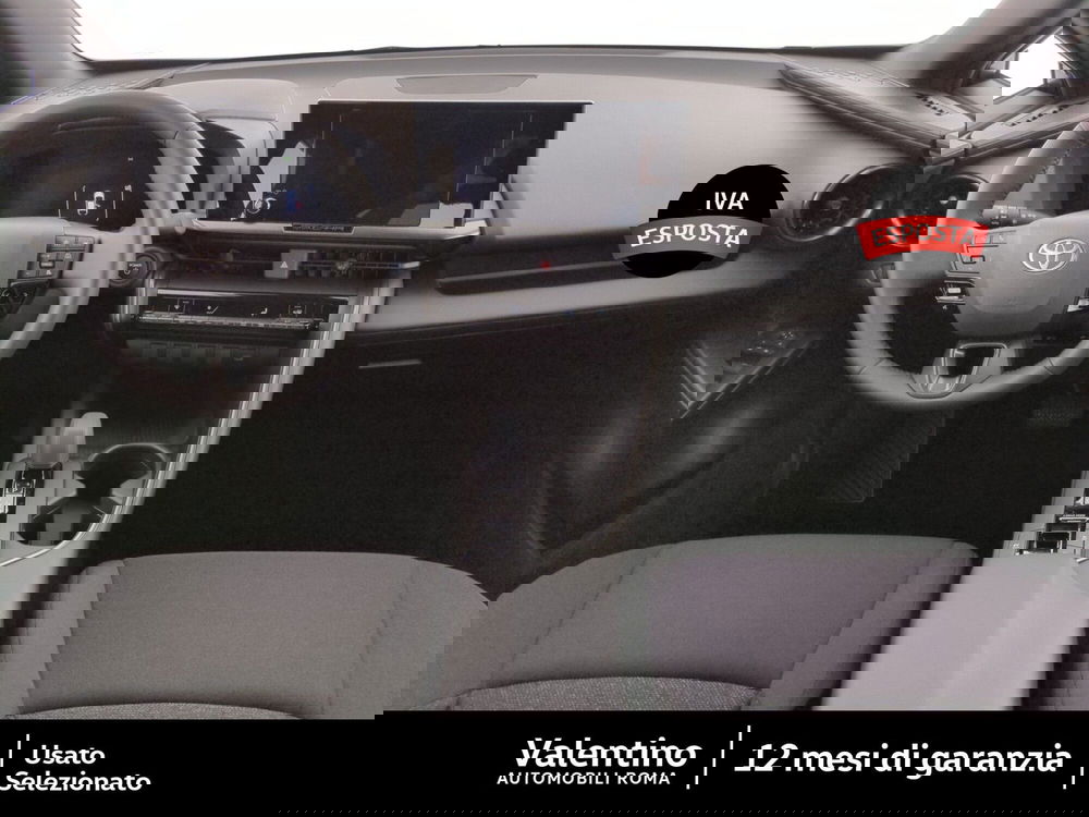 Toyota Toyota C-HR nuova a Roma (13)