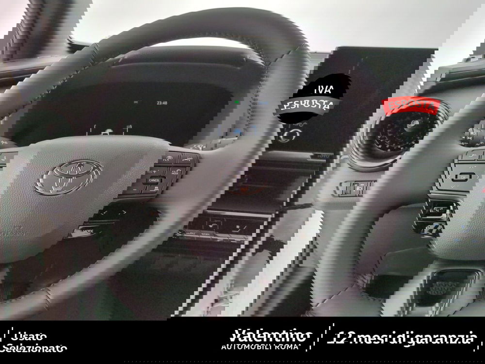 Toyota Toyota C-HR nuova a Roma (15)