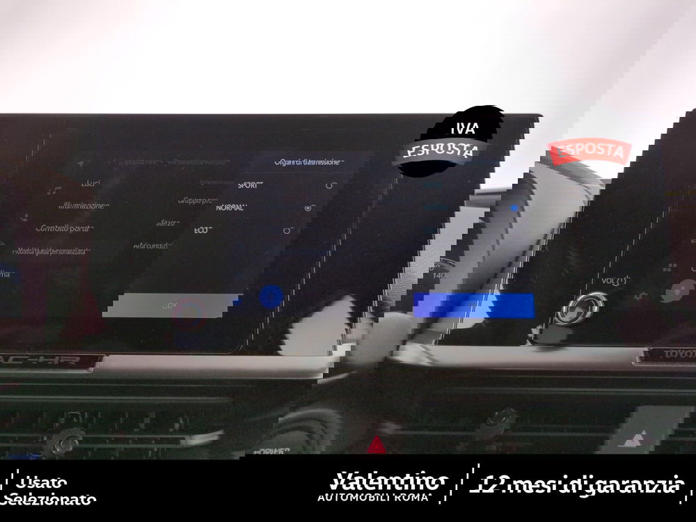 Toyota Toyota C-HR nuova a Roma (19)