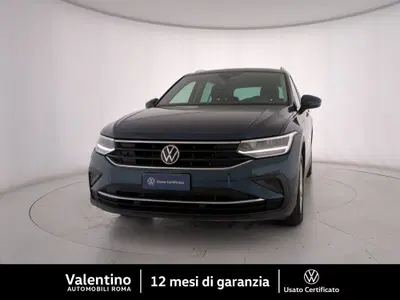 Volkswagen Tiguan 2.0 TDI 150 CV SCR DSG 4MOTION Life del 2023 usata a Roma