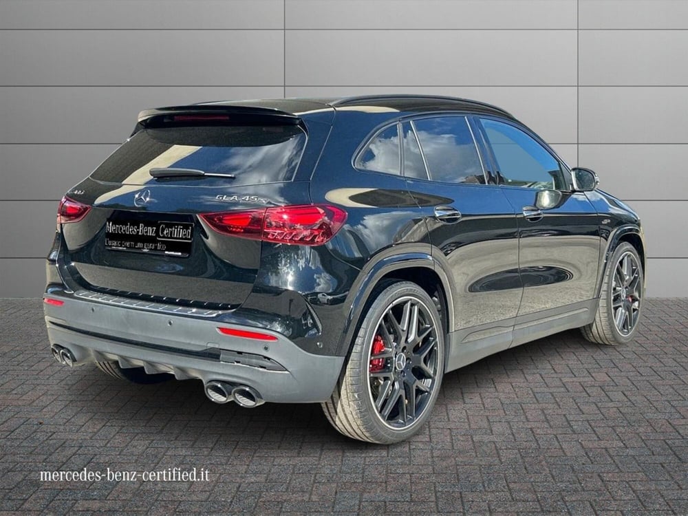 Mercedes-Benz GLA SUV usata a Bari (2)