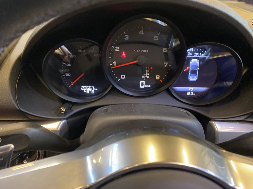 Porsche 718 Boxster  usata a Pescara (10)