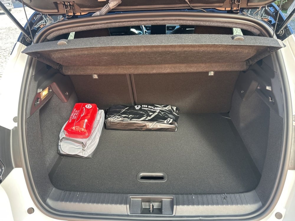 Renault Captur nuova a Napoli (16)