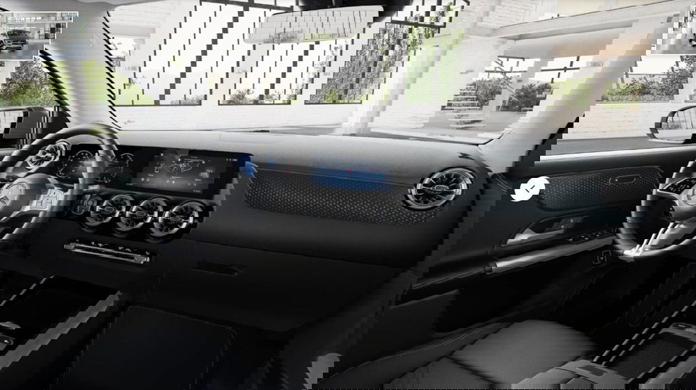 Mercedes-Benz GLA SUV nuova a Bolzano (4)