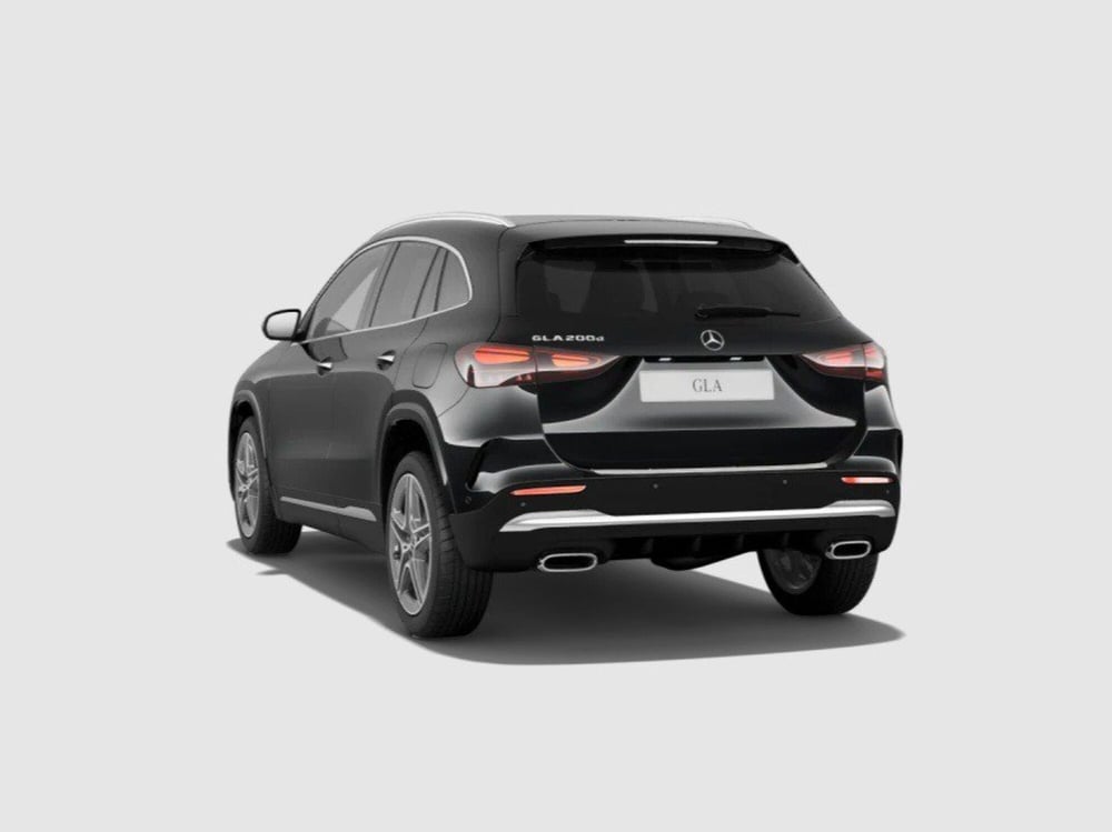 Mercedes-Benz GLA SUV nuova a Rimini (3)