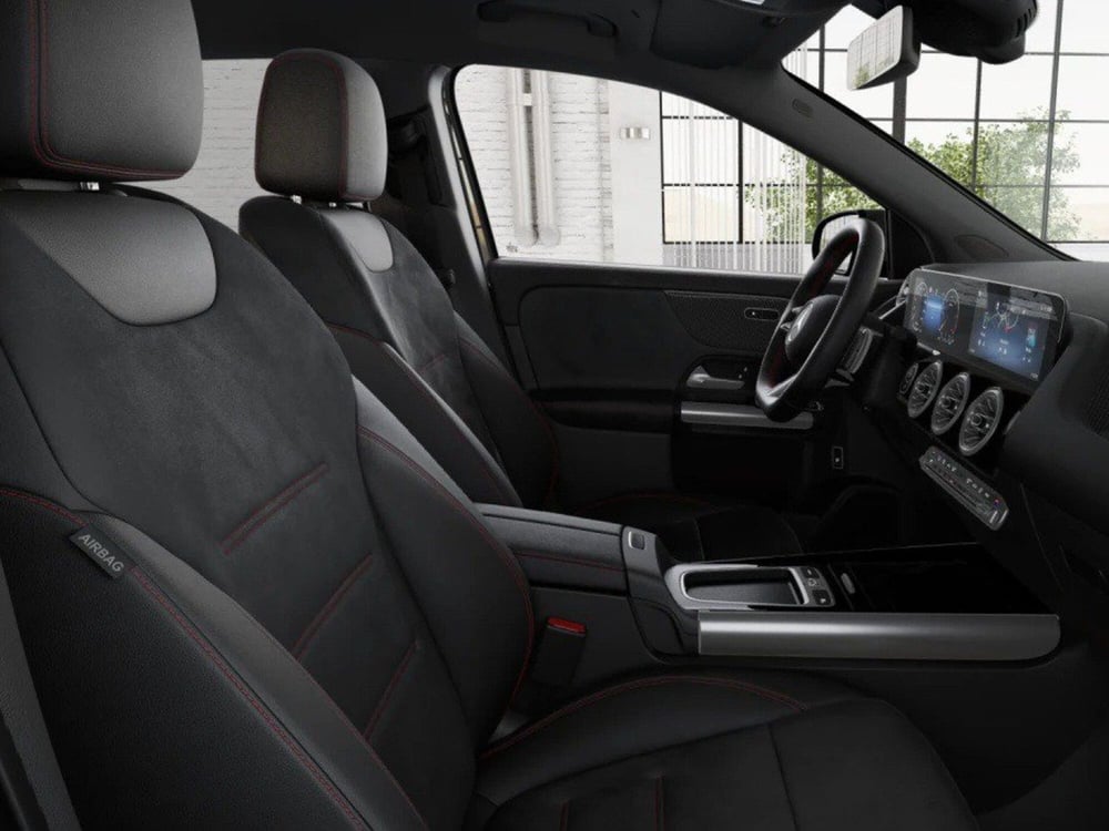 Mercedes-Benz GLA SUV nuova a Rimini (9)