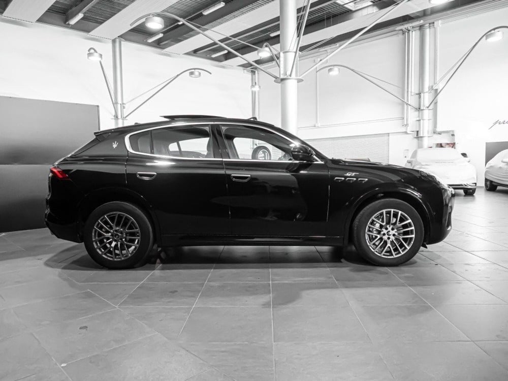Maserati Grecale usata a Macerata (2)