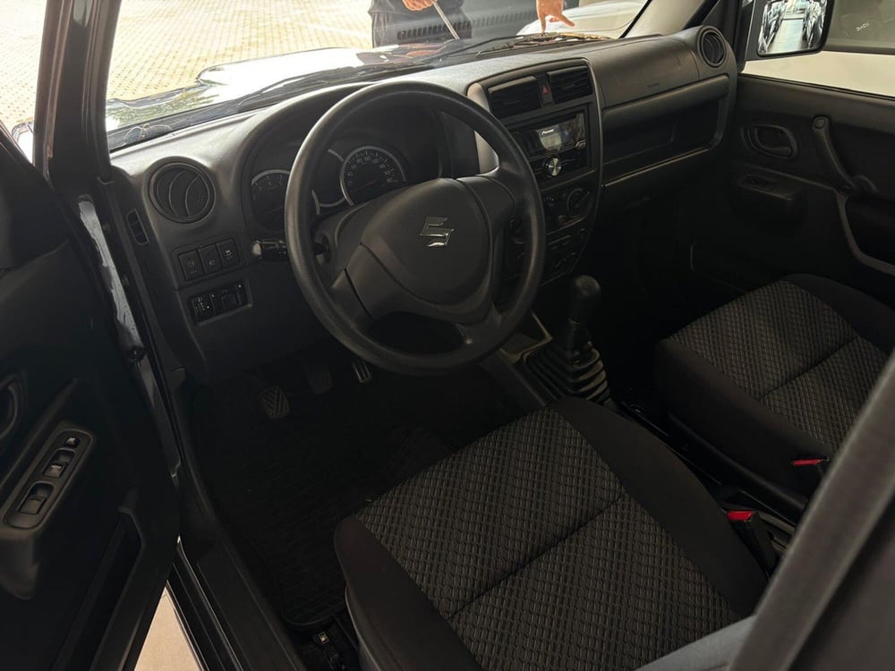 Suzuki Jimny usata a Pavia (10)