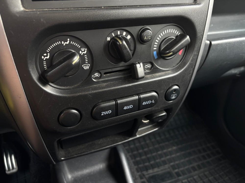 Suzuki Jimny usata a Pavia (6)