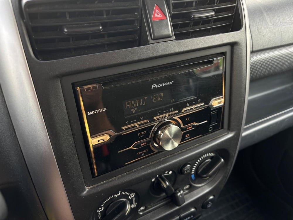 Suzuki Jimny usata a Pavia (7)