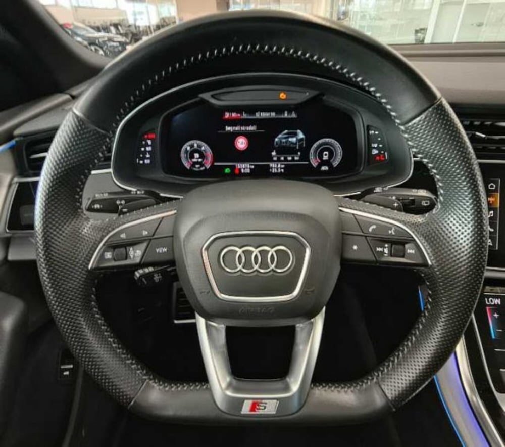 Audi Q8 usata a Bologna (11)