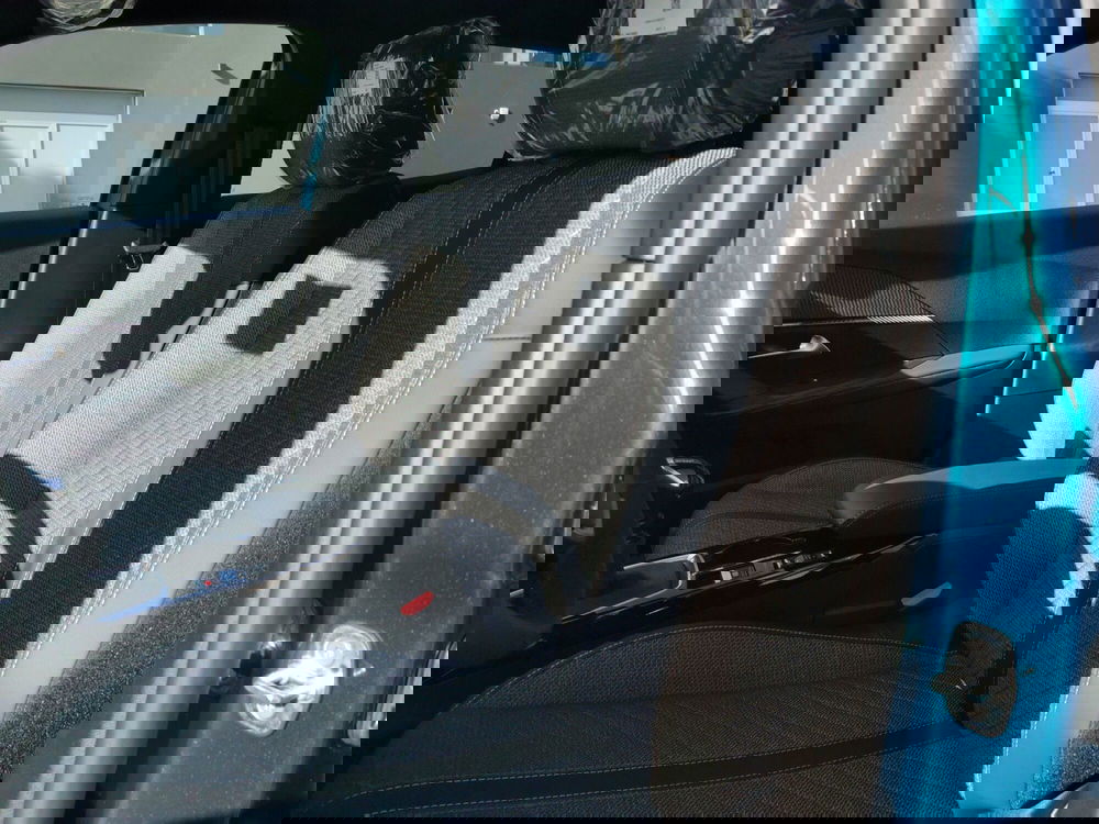 Peugeot 2008 nuova a Taranto (12)