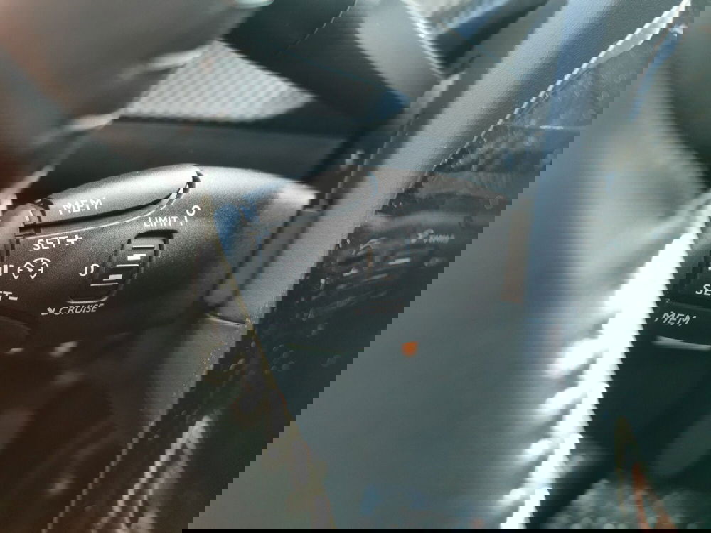 Peugeot 2008 nuova a Taranto (19)