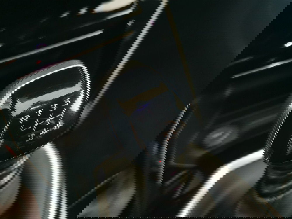 Peugeot 2008 nuova a Taranto (15)