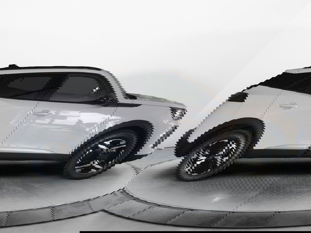 Peugeot 2008 nuova a Taranto (4)