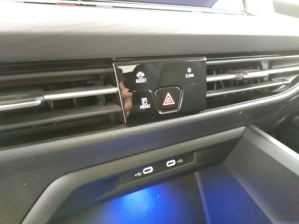 Volkswagen Golf usata a Napoli (16)